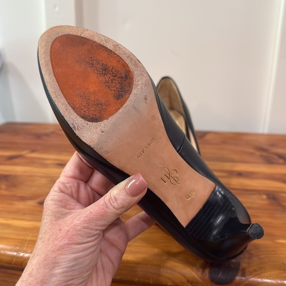 Cole Haan Black Pumps Heels - Picture 6 of 8